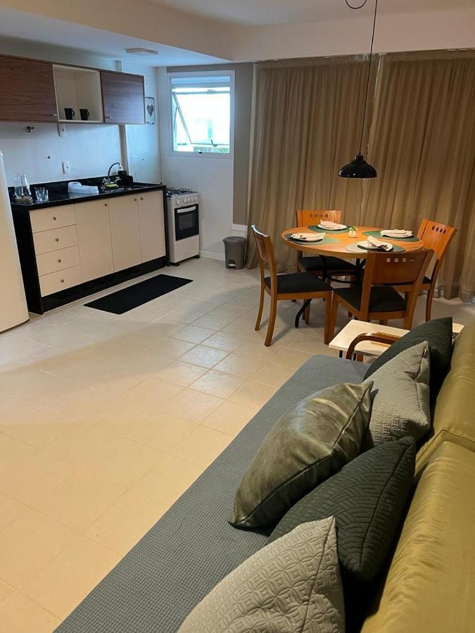 Apartamento Vista Piscina * Rio de Janeiro